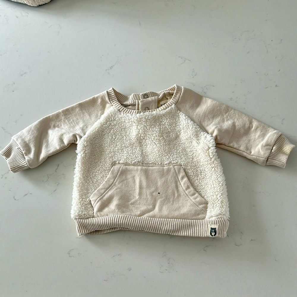 Boys gently used clothing item